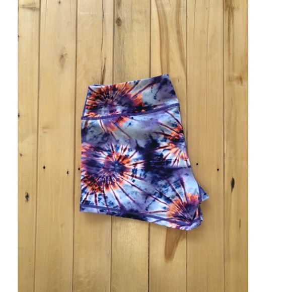 Born Primitive Pants - Born Primitive Tie-Dye Shorts (L)